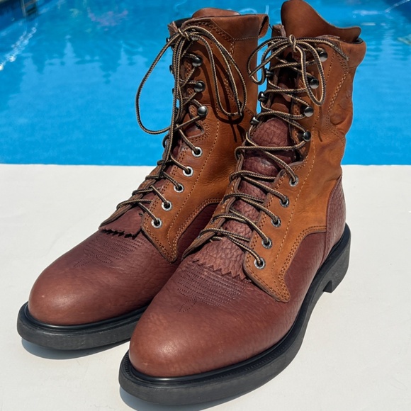 Red Wing 1102 Men's 8-Inch Work Boot Soft Toe, Electrical Hazard, Oil Res - 10D - Picture 2 of 16